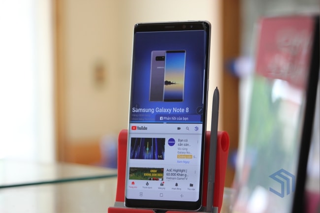 Co nen mua samsung Galaxy Note 8 xach tay chinh hang